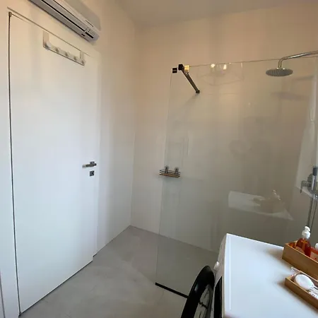4star Seaview Penthouse Krk Apartmán *